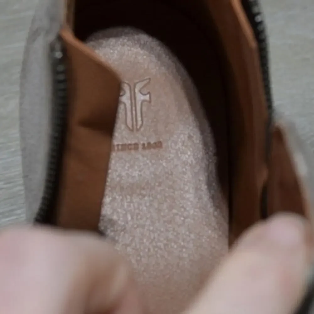 Frye Judith Double Zip Ankle Bootie Suede Leather Gray Size 9 - Picture 8 of 9